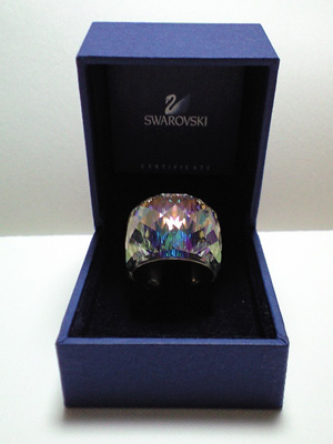 080401swarovski-ring.jpg