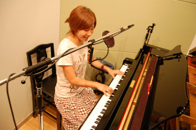 080817my-piano.jpg