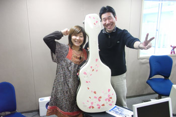 090220radio-i.jpg