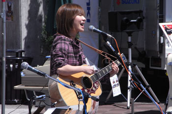 090426live2.jpg