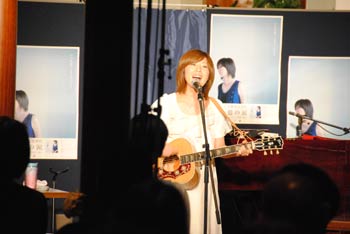 090918live.jpg